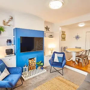  Holiday home Host & - Harbour Mist United Kingdom