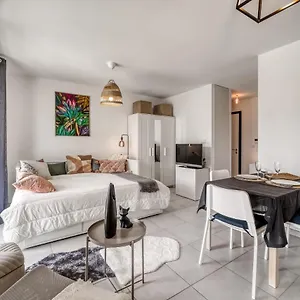 Emergence - Beau T1 Pour 2 Personnes Balcon Et Garage Appartement Annecy